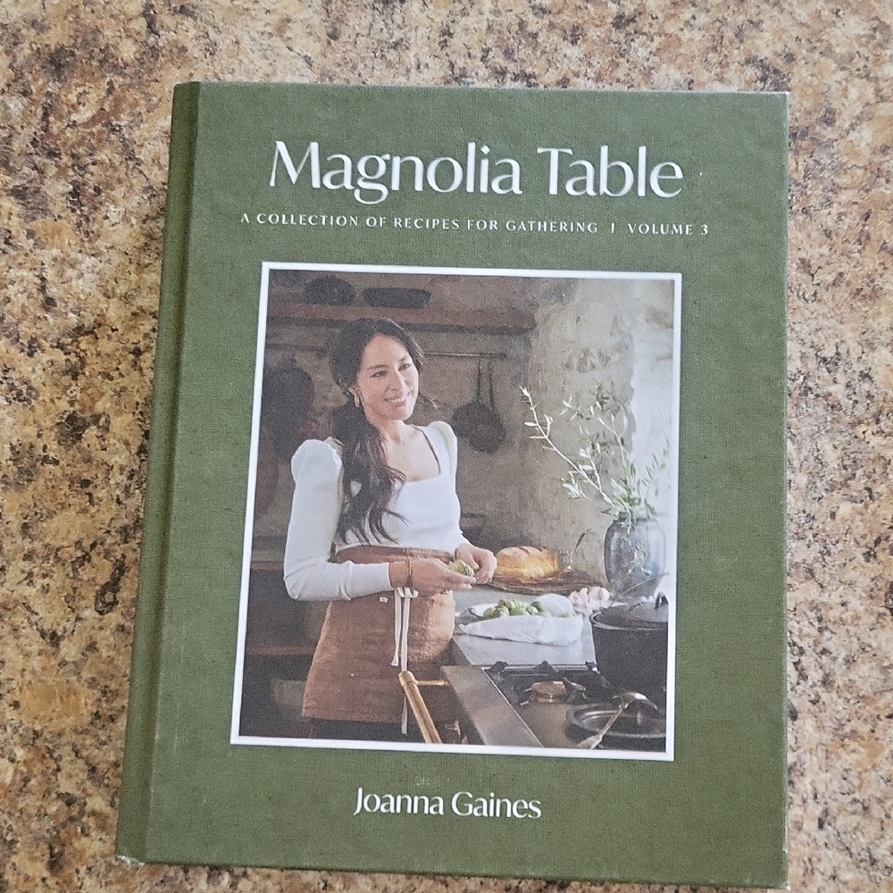 Elegant Cookbook with Decorative Plate Imagery